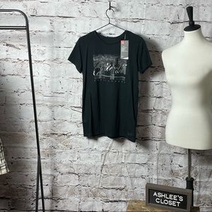 NWT Under Armour UA Women’s Chicago Tee T-Shirt - Size XS